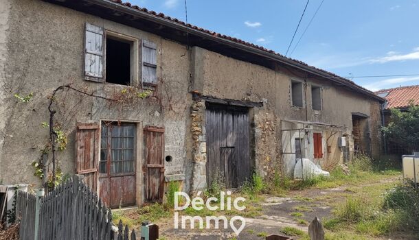 Villa / Maison 4 pièces  à vendre Saint-Adjutory 16310