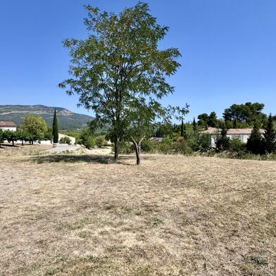 Terrain 631 m²