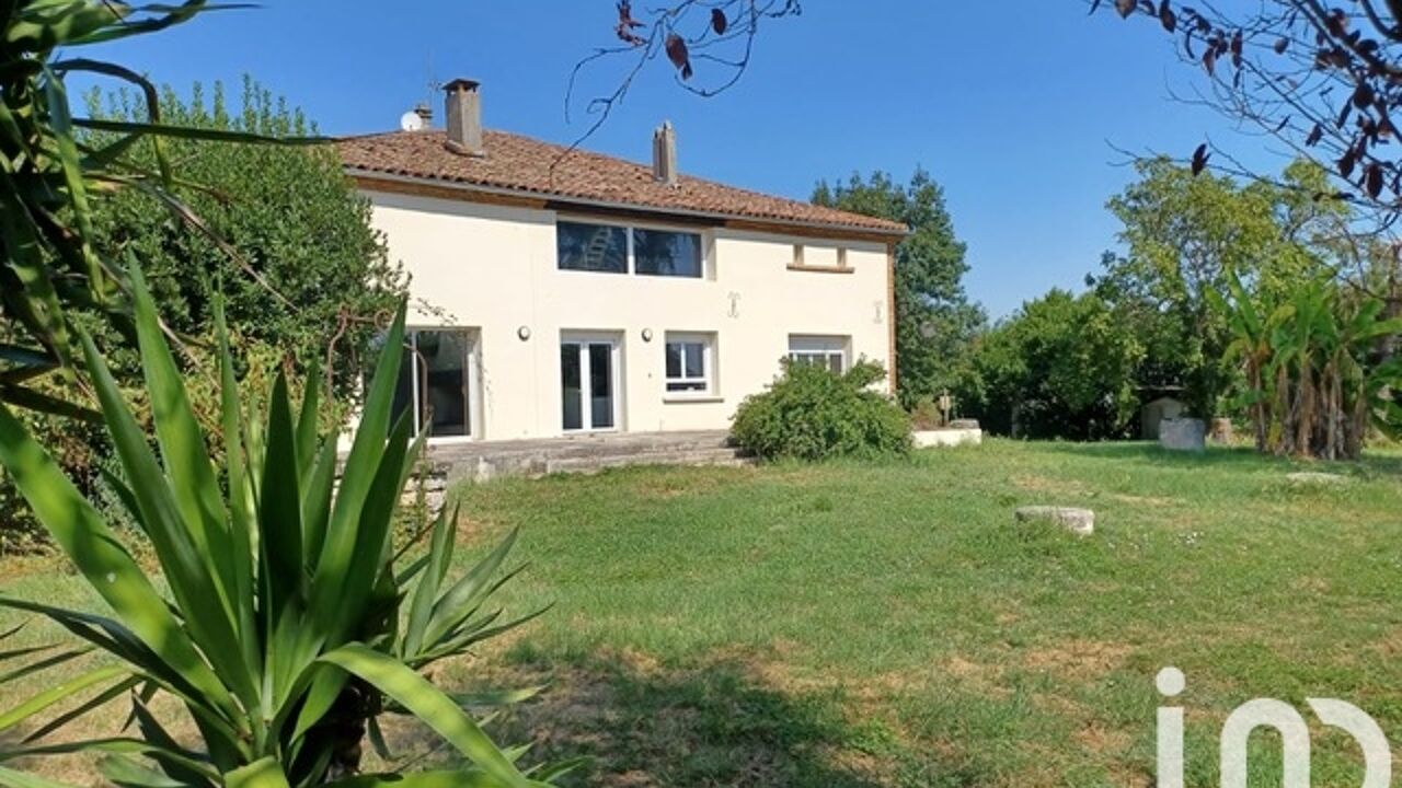 maison 6 pièces 500 m2 à vendre à Saint-Nicolas-de-la-Grave (82210)