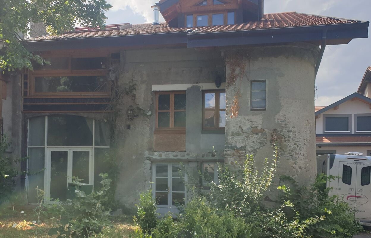 maison 8 pièces 350 m2 à vendre à Chens-sur-Léman (74140)