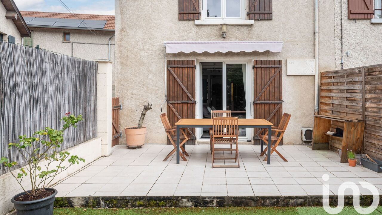 maison 5 pièces 128 m2 à vendre à Tullins (38210)