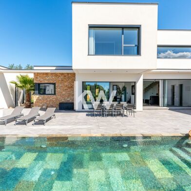 Maison 6 pièces 1890000 €