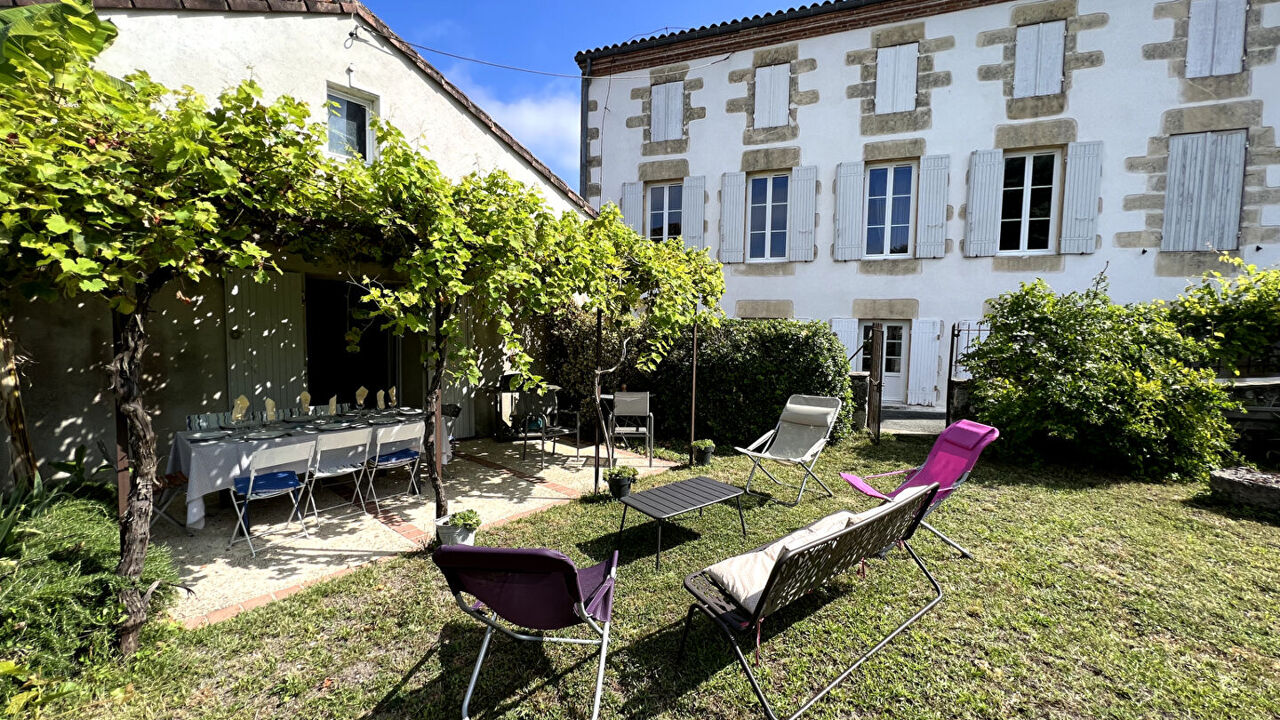 maison 9 pièces 364 m2 à vendre à Monclar (47380)