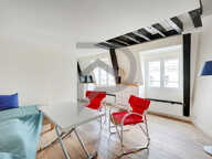 CHARMANT DUPLEX PALAIS ROYAL — photo 2
