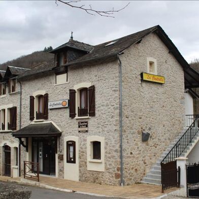 Immeuble  233200 €