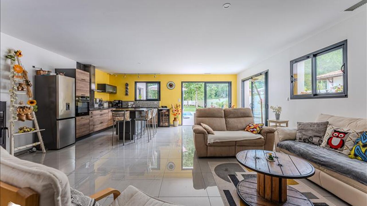 maison 5 pièces 108 m2 à vendre à Mios (33380)