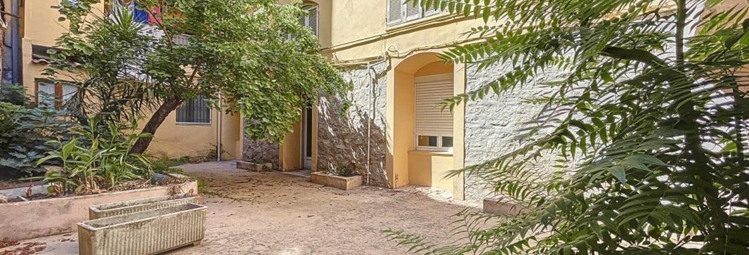 Local industriel  210 m² à louer à Ajaccio (20000)