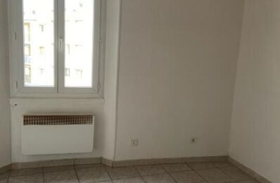 location maison 450 € CC /mois à proximité de La Penne-sur-Huveaune (13821)