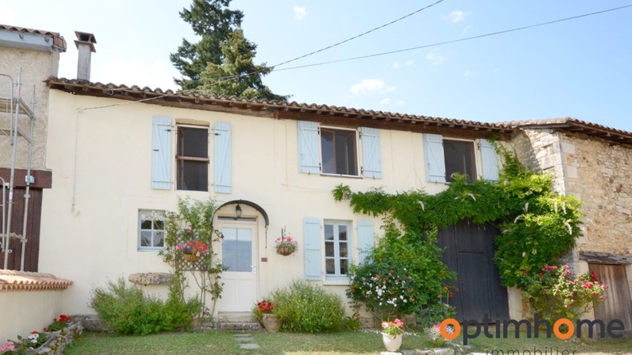 maison 5 pièces 130 m2 à vendre à Les Pins (16260)