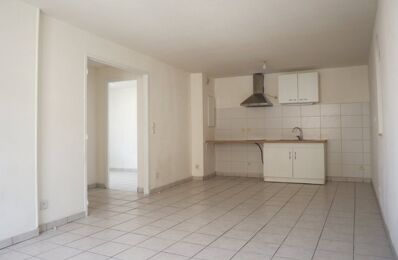 location appartement 460 € CC /mois à proximité de Pailhès (34490)