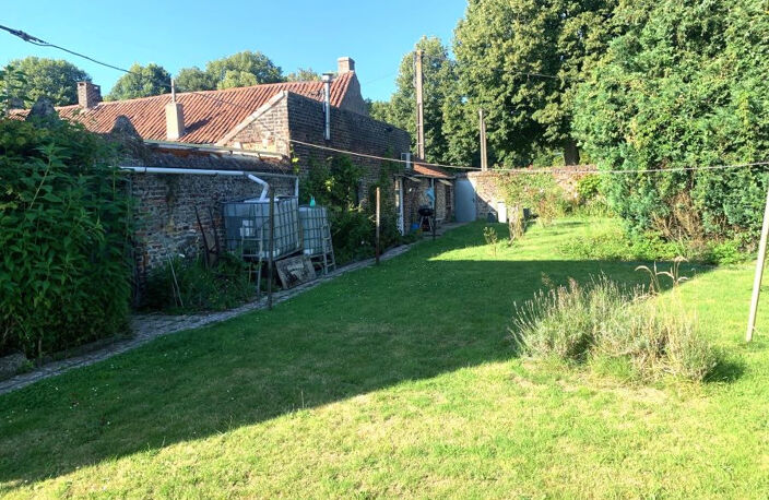 Ensemble immobilier composé de trois lots, le tout bâti sur — photo 3