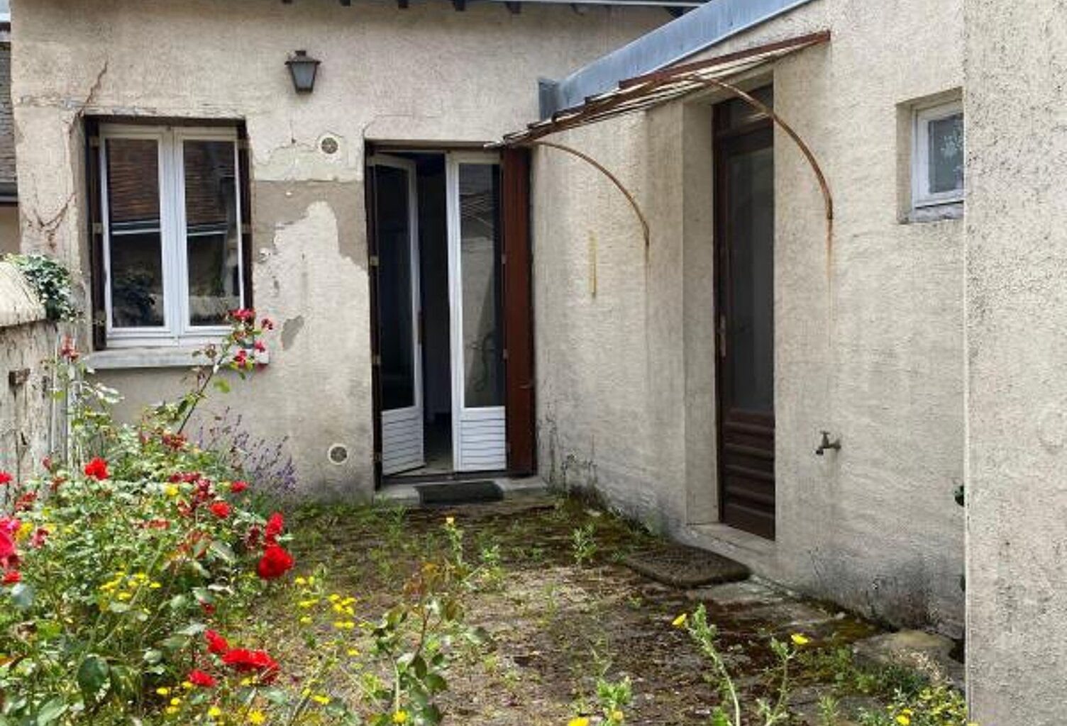 Maison de ville  hyper centre Montoire — photo 1