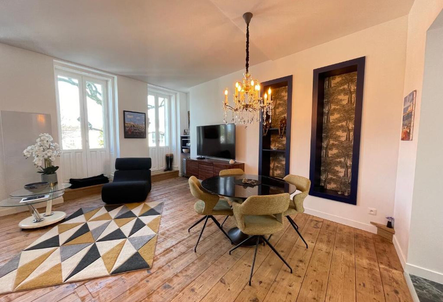 Location appartement 2 pièces 52 m² à Saintes (17100) — photo 1