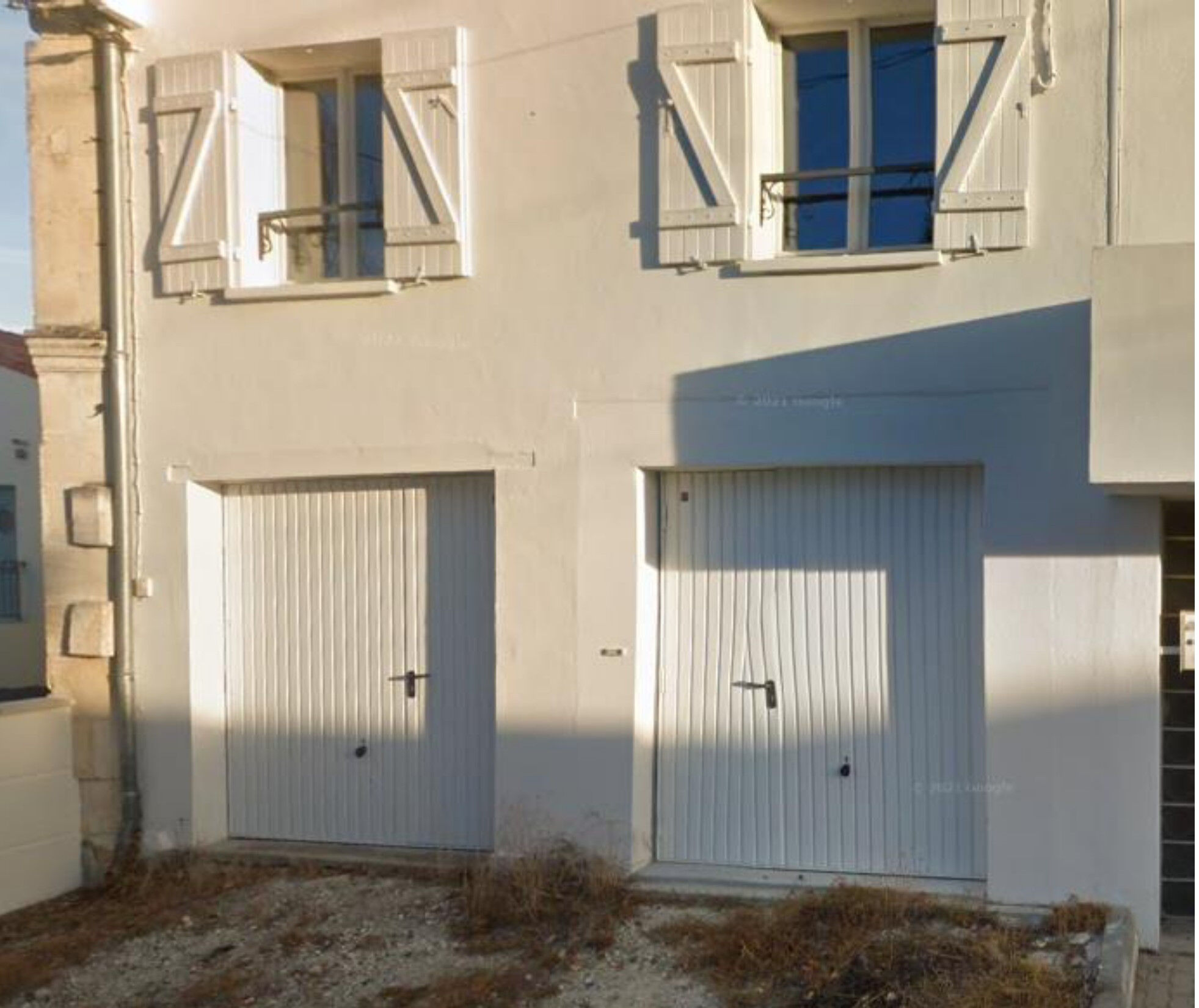 Parking  T1 à louer Saintes 17100