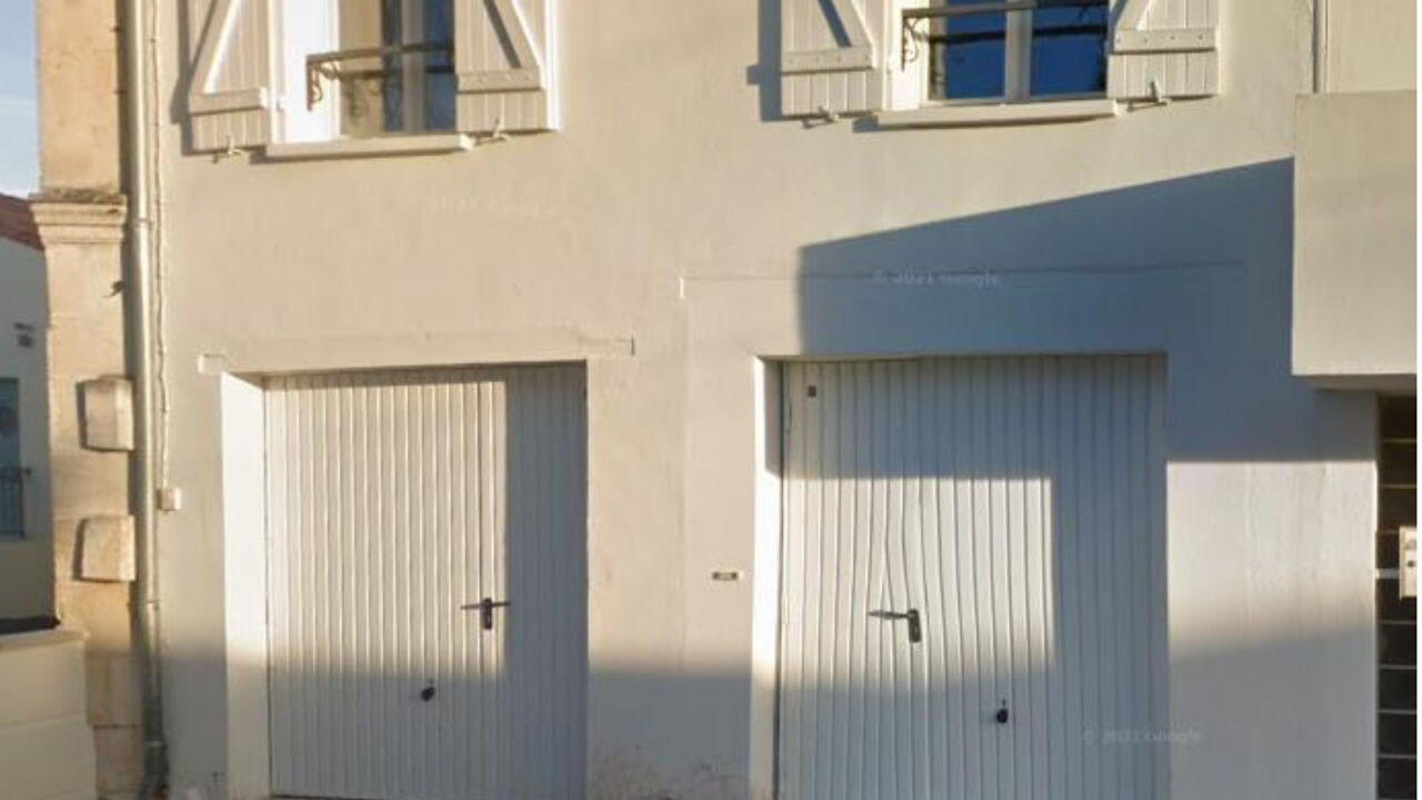 garage  pièces 20 m2 à louer à Saintes (17100)