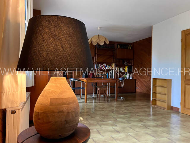 Vaste maison offrant de multiples possibilités à Lanton au calme — photo du bien