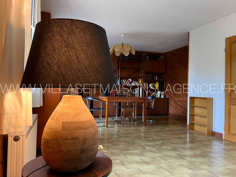Vaste maison offrant de multiples possibilités à Lanton au calme — photo 1