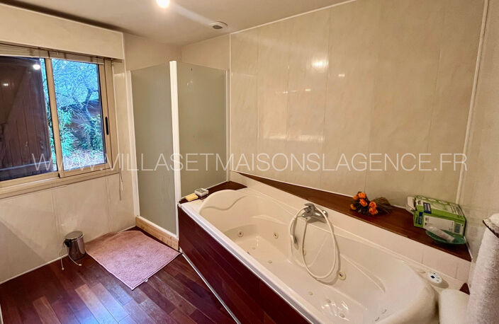 Vaste maison offrant de multiples possibilités à Lanton au calme — photo 3