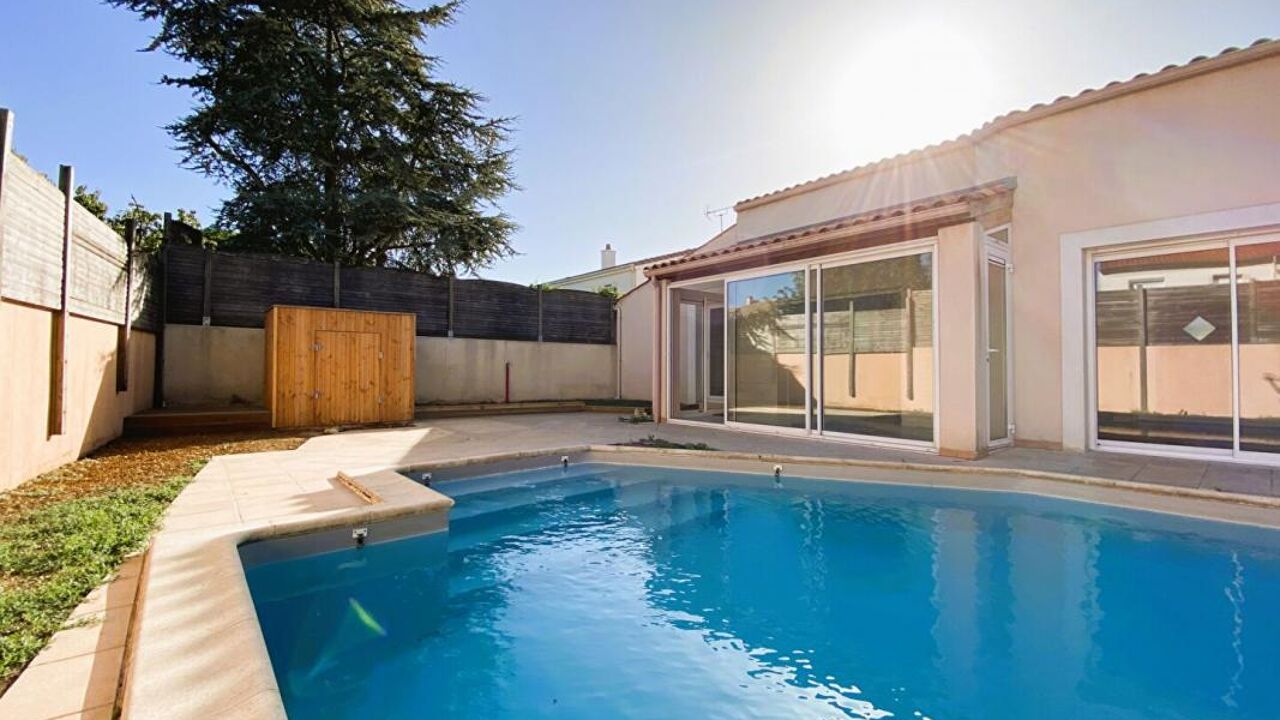 maison 7 pièces 172 m2 à vendre à La Rochelle (17000)