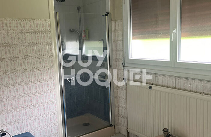 VENTE d'une maison F6 (142 m²) à Compiegne — photo 2