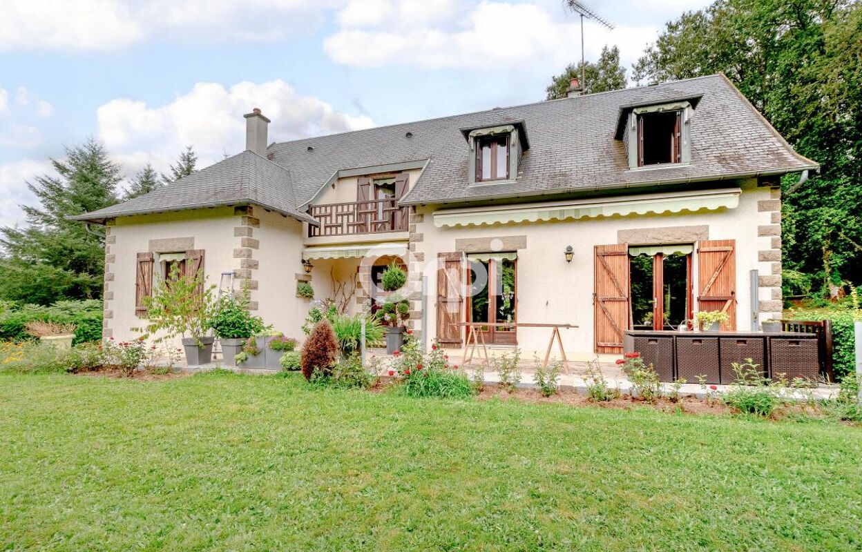 maison 5 pièces 178 m2 à vendre à Peyrat-le-Château (87470)