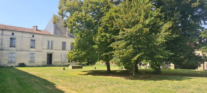 Villa / Maison 20 pièces  à vendre Haimps 17160