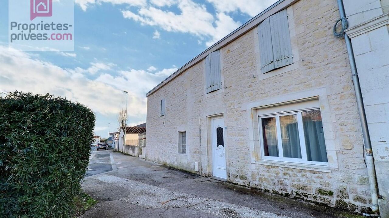 maison 8 pièces 132 m2 à vendre à Bords (17430)