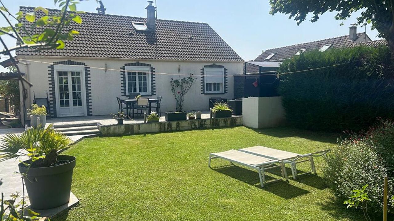 maison 6 pièces 119 m2 à vendre à Rozay-en-Brie (77540)