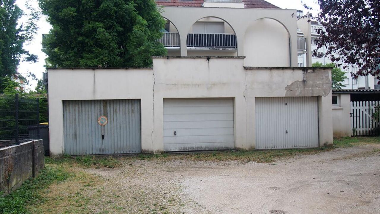 garage  pièces 15 m2 à vendre à Dijon (21000)