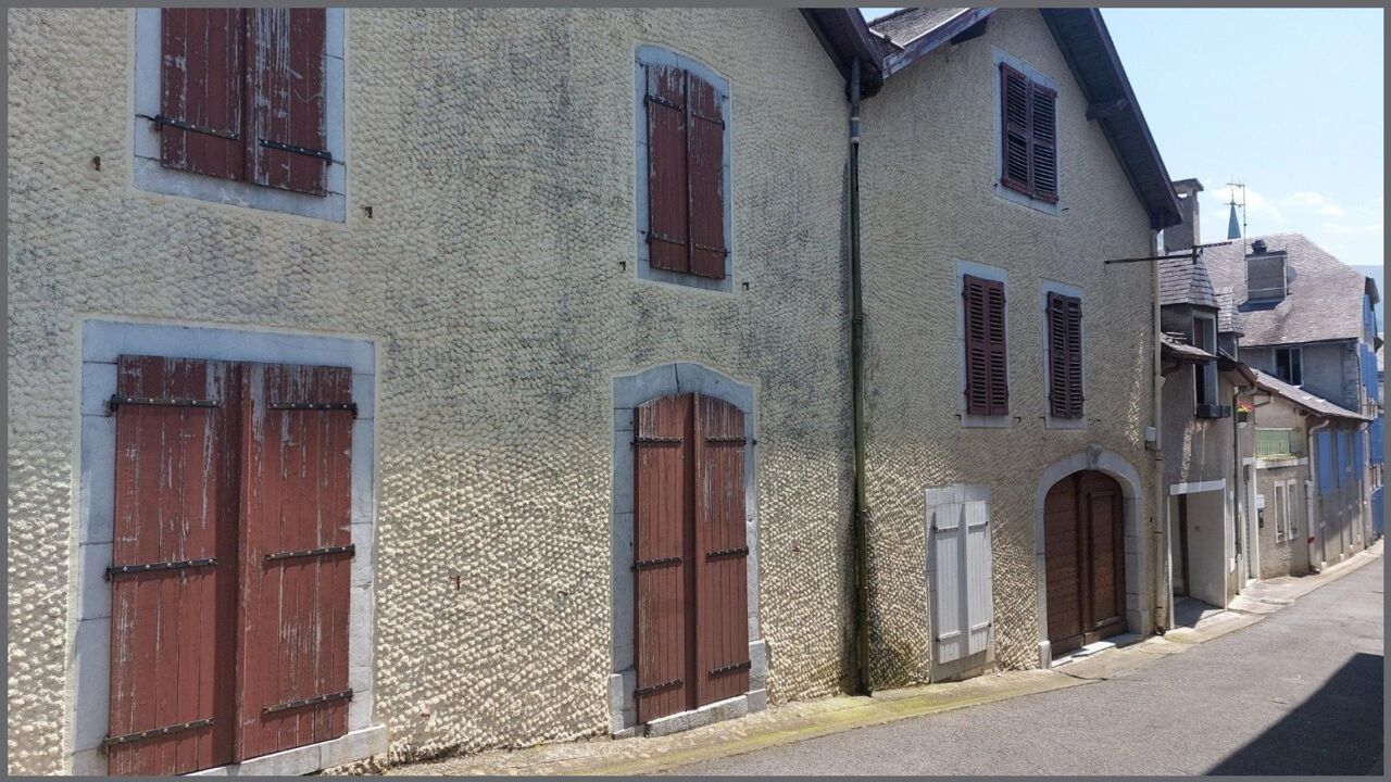 immeuble  pièces 270 m2 à vendre à Arudy (64260)