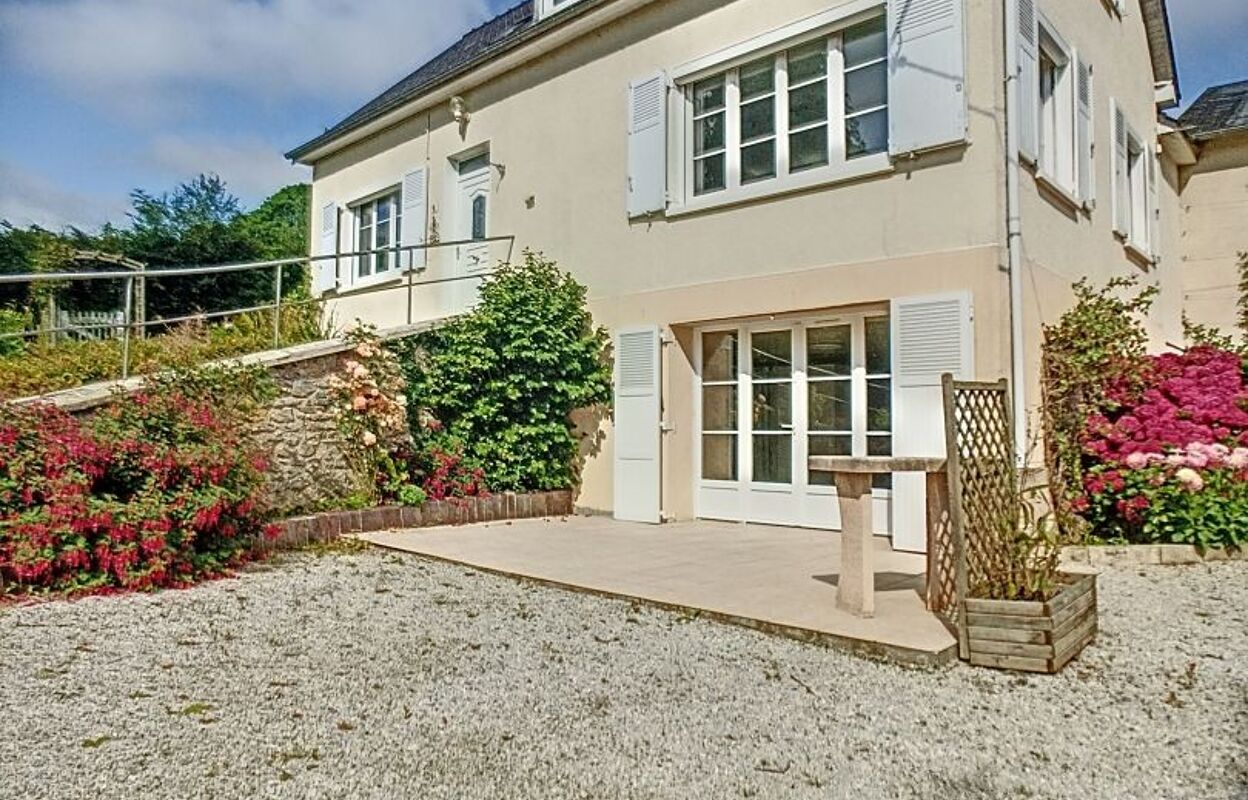 maison 4 pièces 141 m2 à vendre à Caumont-sur-Aure (14240)