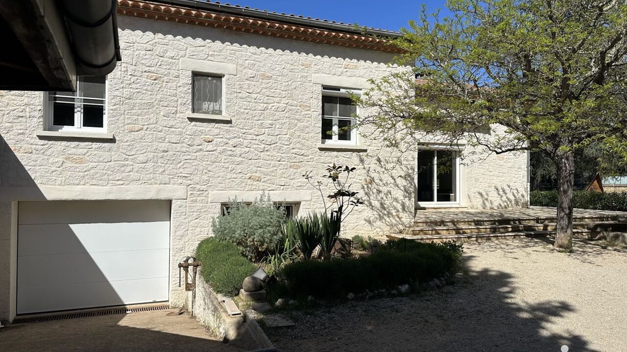 maison 7 pièces 115 m2 à vendre à Villeneuve-Lès-Avignon (30400)