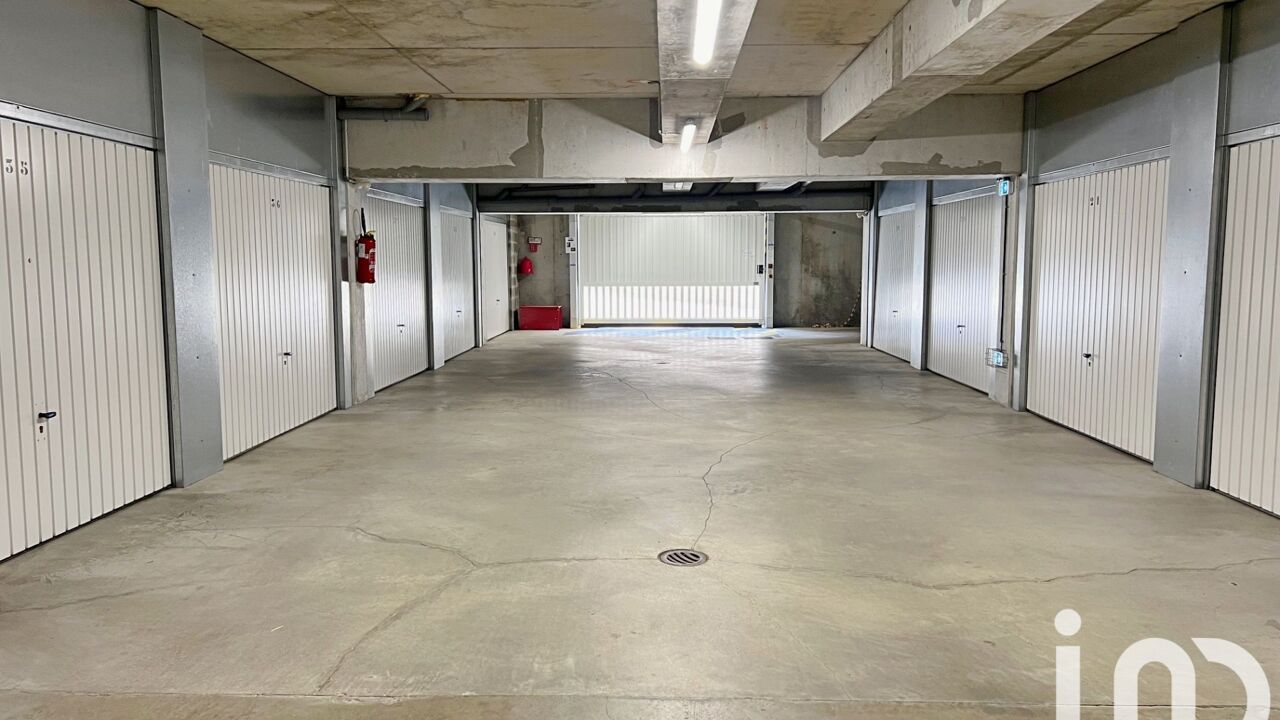 garage  pièces 18 m2 à vendre à Angers (49100)