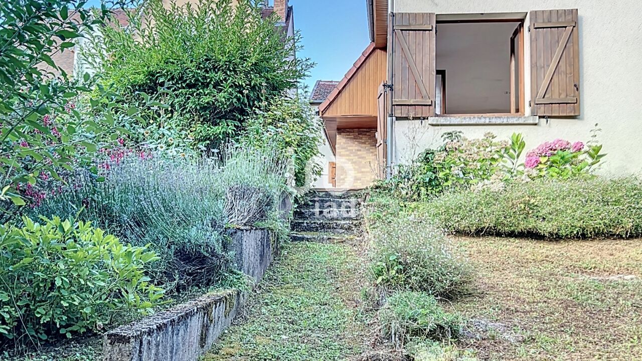 maison 5 pièces 135 m2 à vendre à Bourges (18000)