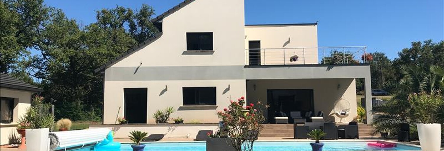 Maison 6 Pièces 218 m² à vendre à Ussac (19270)