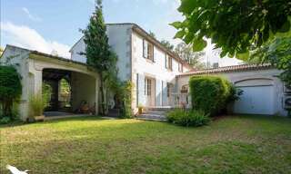 Maison 7 Pièces 250 m² à vendre à Jonzac (17500)