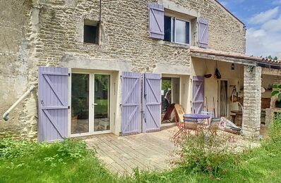 vente maison 208 000 € à proximité de Saint-Christophe (17220)