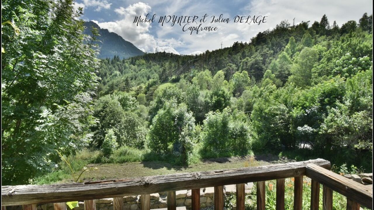 maison 5 pièces 223 m2 à vendre à Barcelonnette (04400)