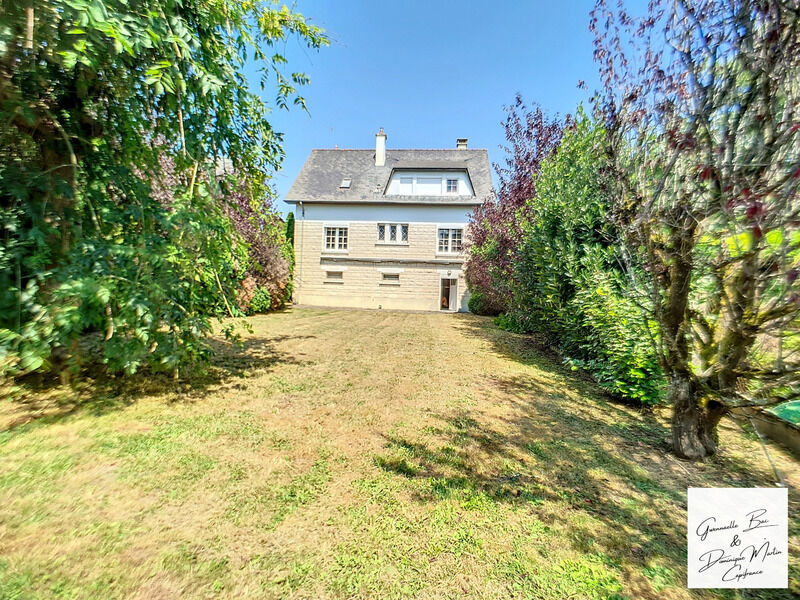 Villa / Maison 5 pièces  à vendre Chartre-sur-le-Loir (La) 72340