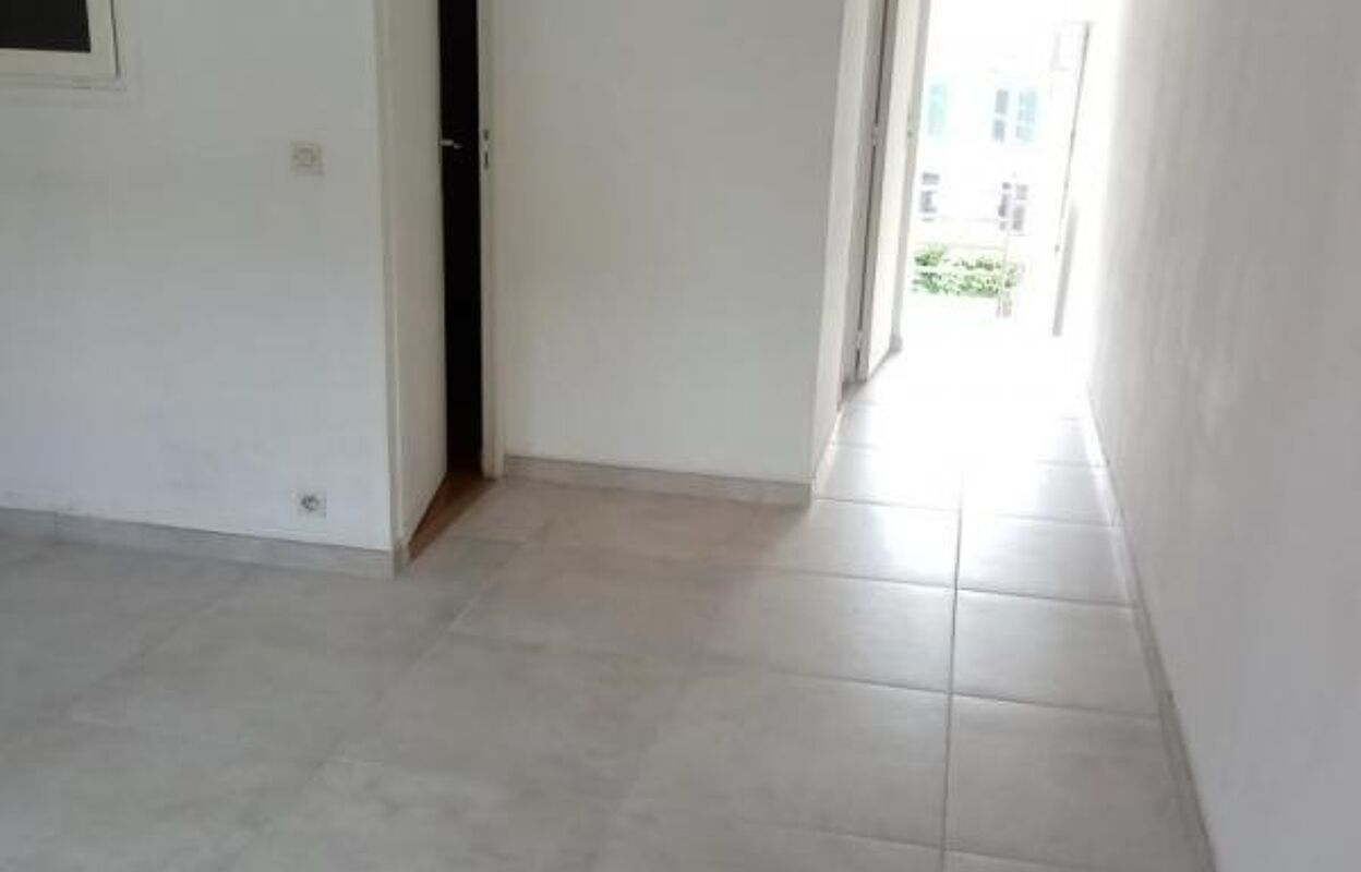 appartement 2 pièces 45 m2 à louer à Nemours (77140)