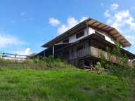 VOTRE MAISON EN BOIS PERCHÉE SUR LES HAUTEURS DE LA POINTE MARIPA — photo 2