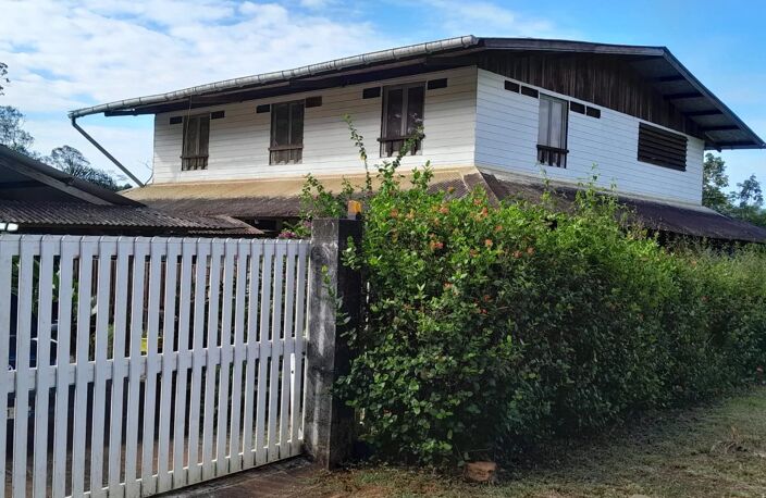 VOTRE MAISON EN BOIS PERCHÉE SUR LES HAUTEURS DE LA POINTE MARIPA — photo 3