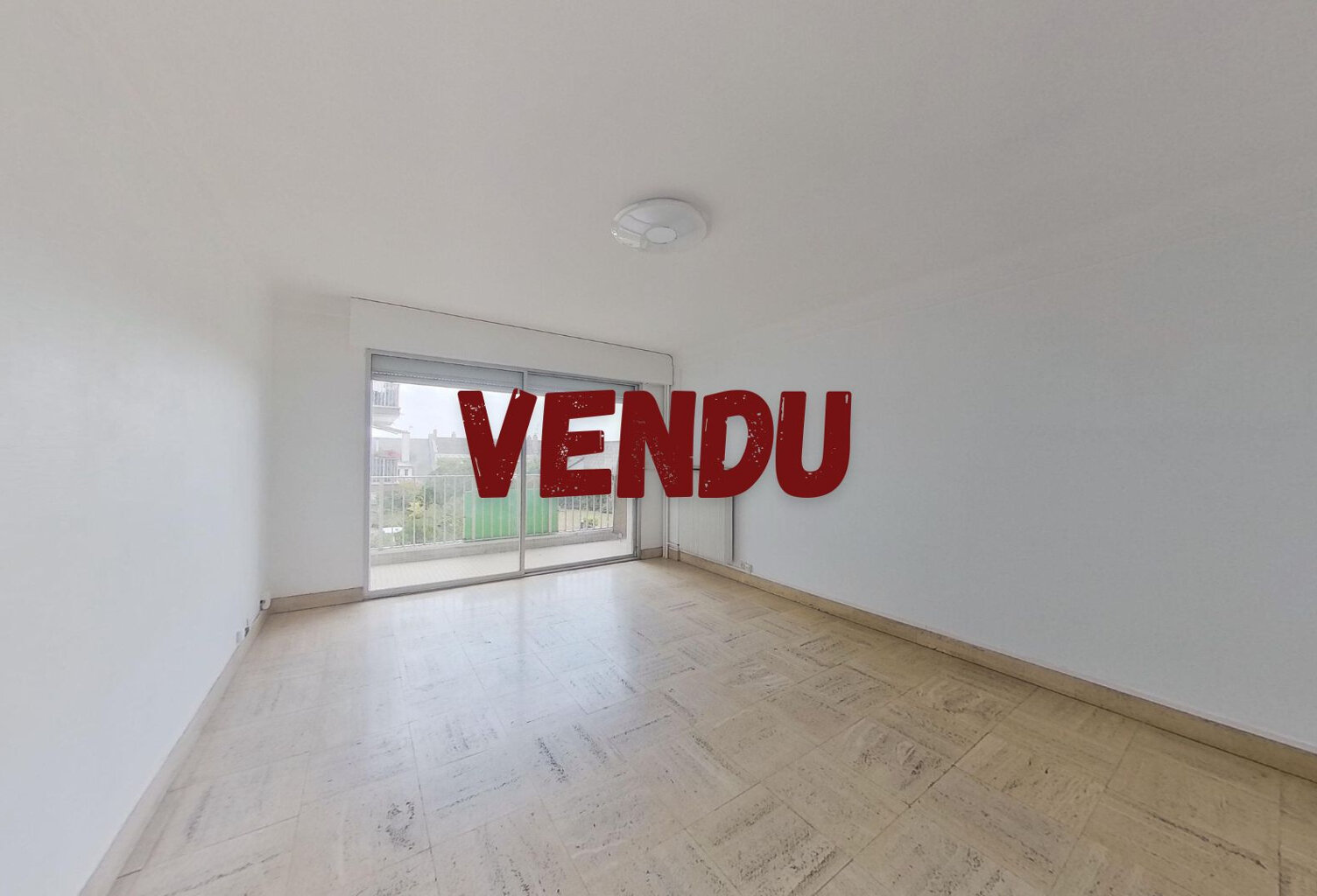 CAEN CENTRE - APPARTEMENT A VENDRE DE 3 PIECES PRINCIPALES A — photo 1