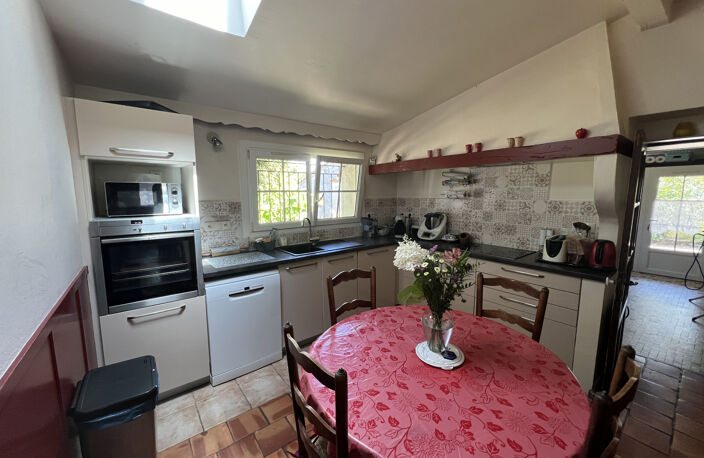 Maison 260 m2 avec jardin arboré, garage et studio indépenda — photo 4
