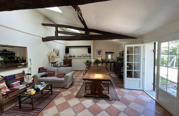 Maison 260 m2 avec jardin arboré, garage et studio indépenda — photo 5