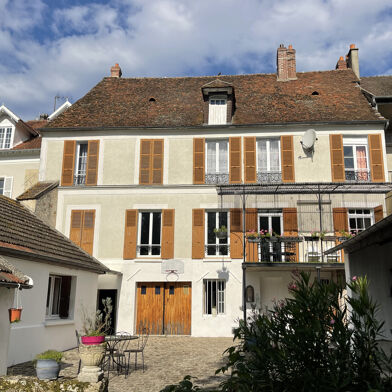 Maison 7 pièces 220 m²