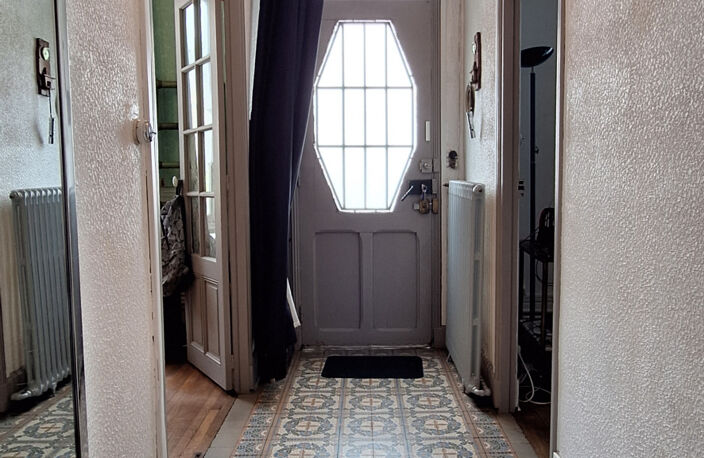 MAISON JOIGNY DE 3 A 4 CHAMBRES,SUR TERRAIN DE 577M2 ARBORE — photo 3