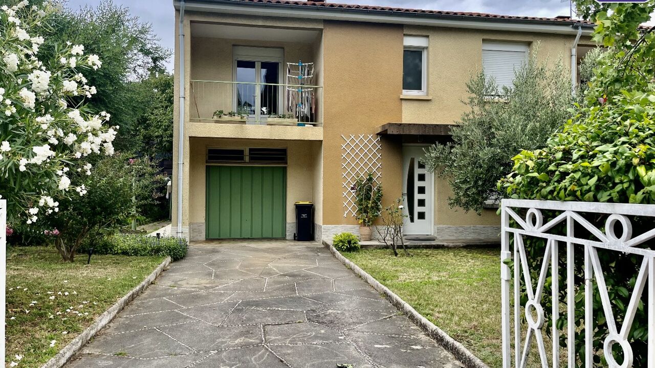 maison 5 pièces 111 m2 à vendre à Pamiers (09100)