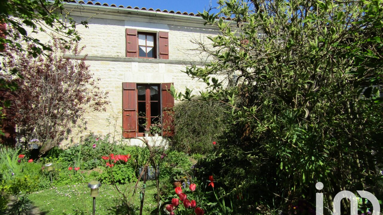 maison 8 pièces 187 m2 à vendre à Le Gua (17600)