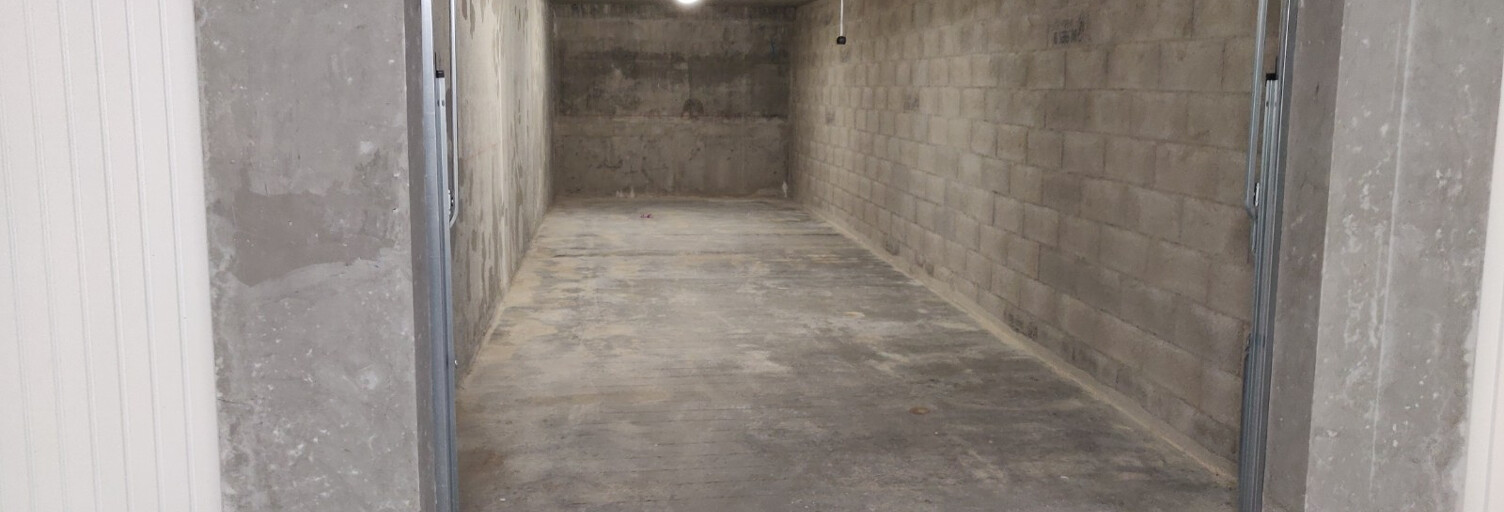 Garage  24 m² à louer à Annecy (74000)